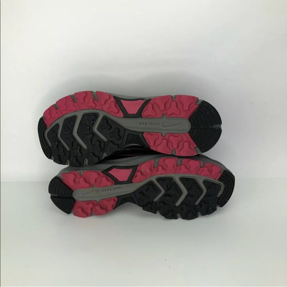 Nike Air Womens Size 8.5 Black Hot Pink Sneakers - Picture 7 of 8